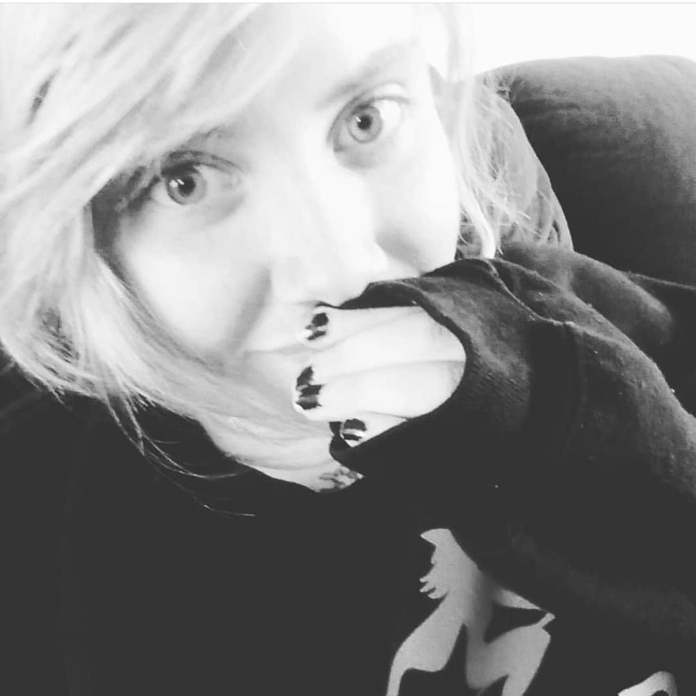 Meet your Posher, Cari